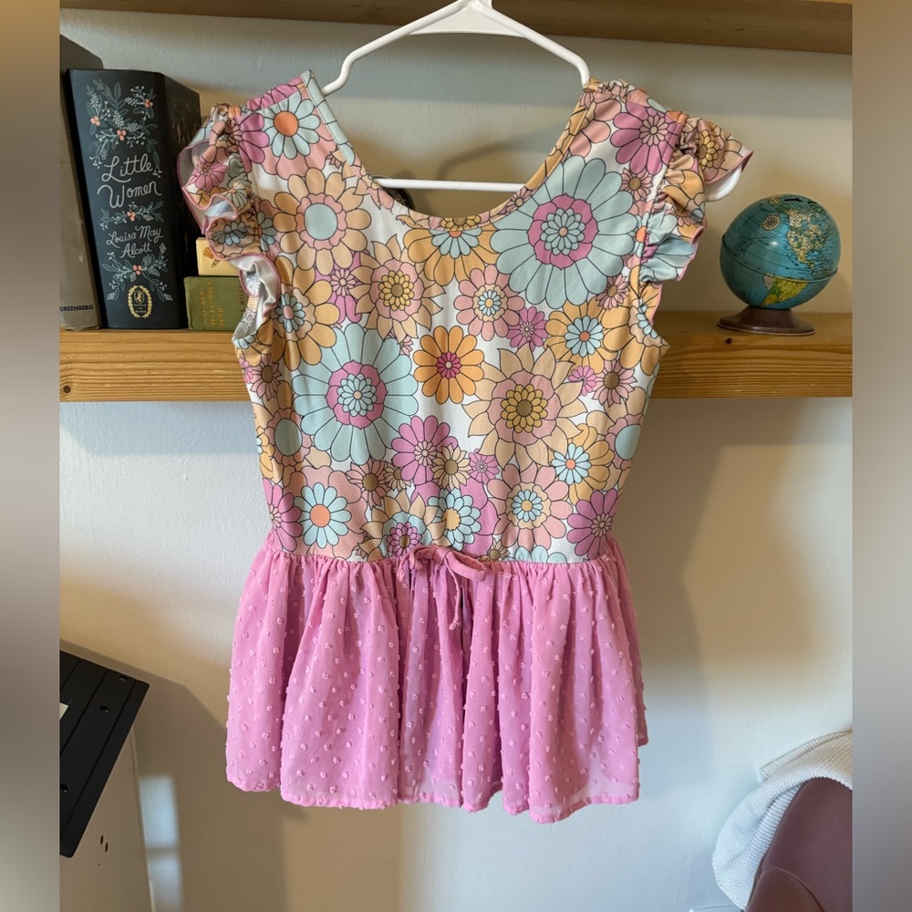 Cheeky Plum Leo size 12y, good condition,